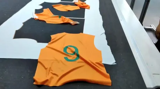 CNC 둥근 칼 직물 절단기, 전류를 고주파로 변환시키는 칼 절단기, 공장 가격